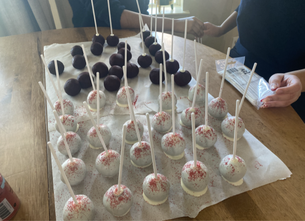 cake pops on a table